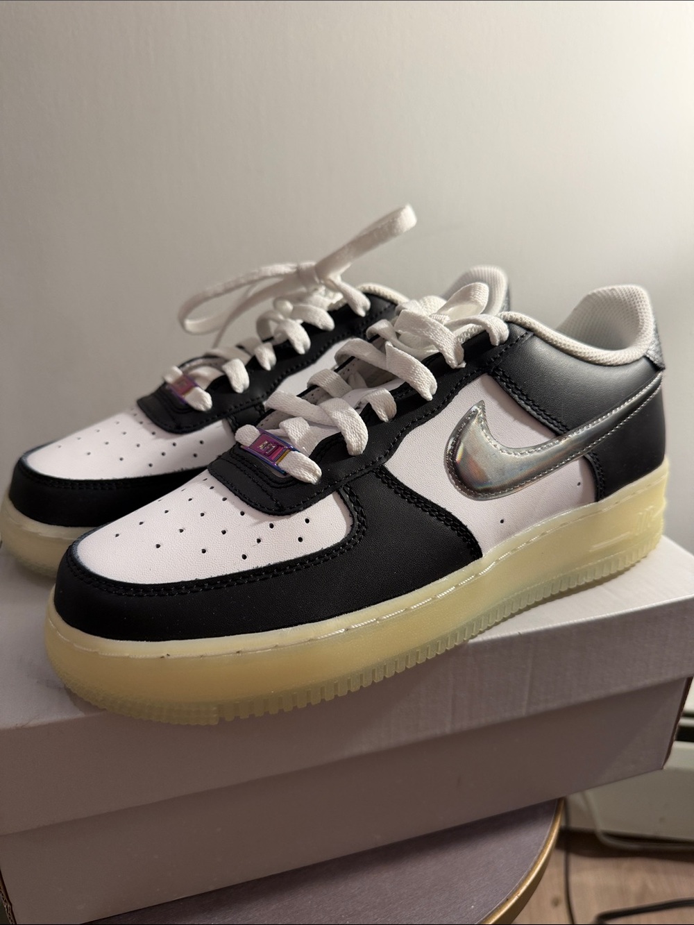 Nike Air Force 1 LV8 GS 'Year of the Dragon' kids size 7 sneakers